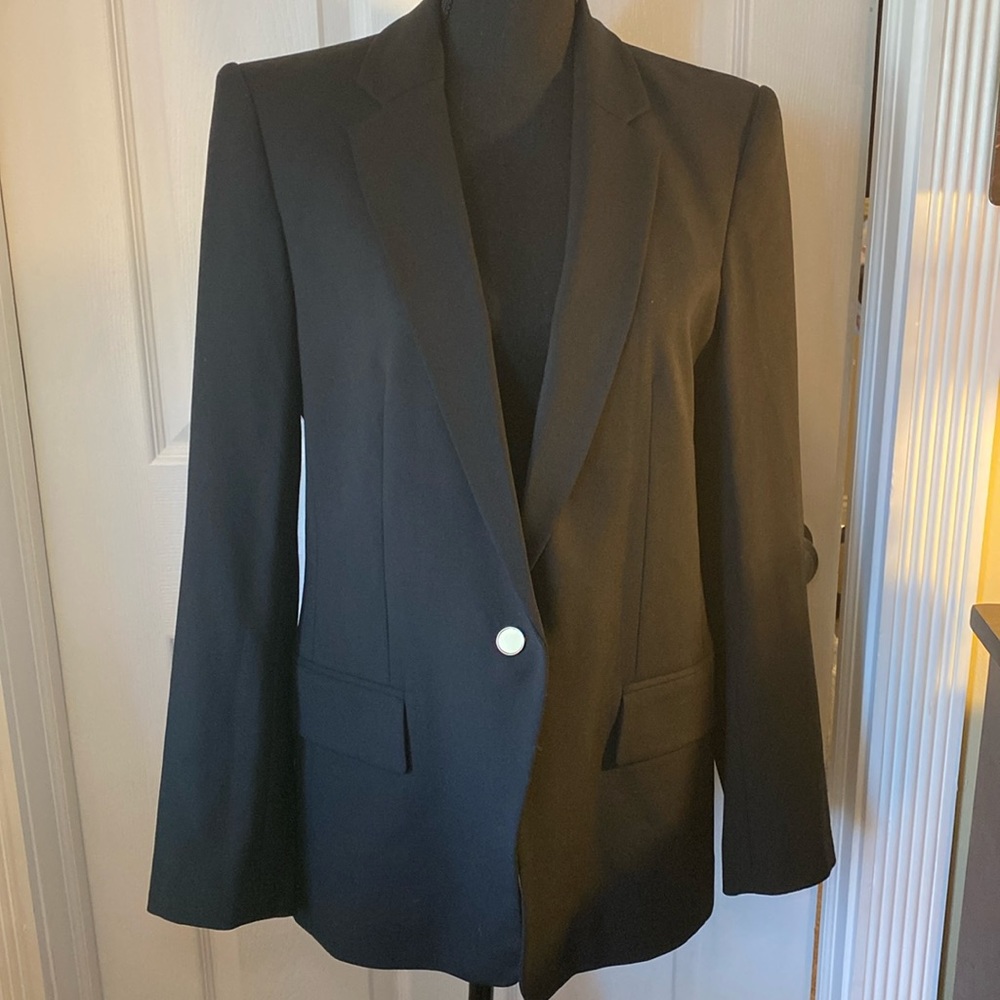 Club Monaco Borrem Single Button Blazer size 12
Black business office legal